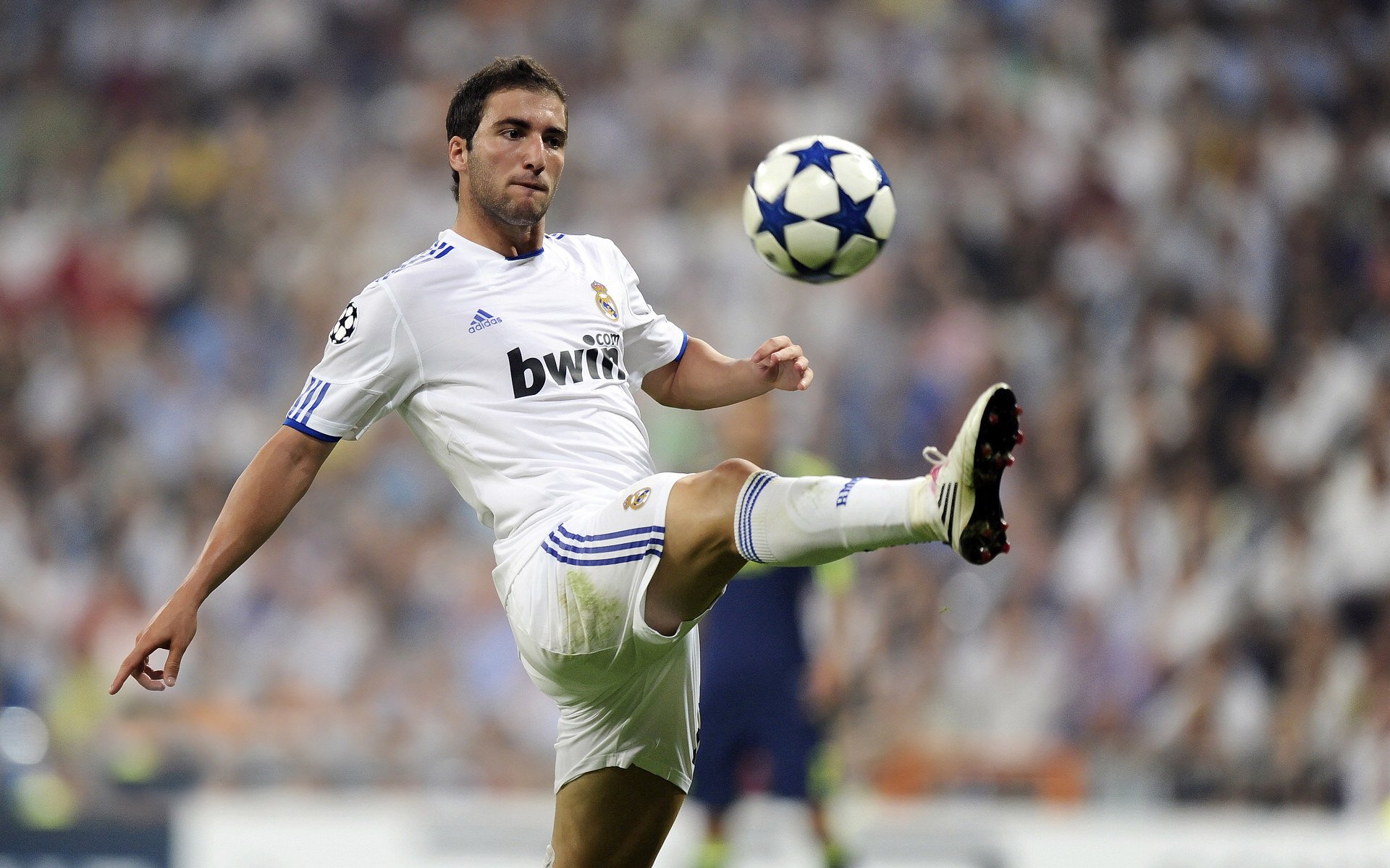 亚历山大砍下30分，哈滕表现抢眼，雷霆大胜国王，亚历山大集锦